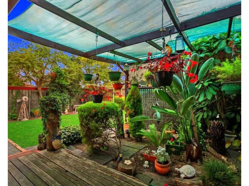131 Mahoneys Road, Reservoir VIC 3073