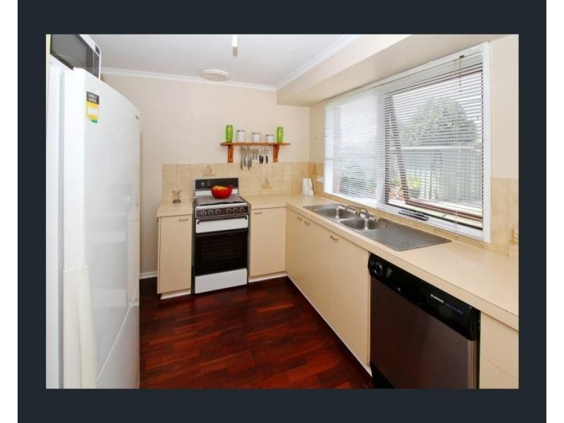17 Essue Court, Mill Park VIC 3082