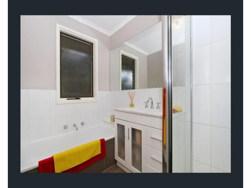 17 Essue Court, Mill Park VIC 3082