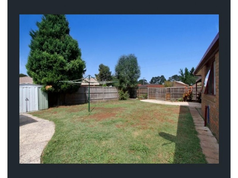 17 Essue Court, Mill Park VIC 3082