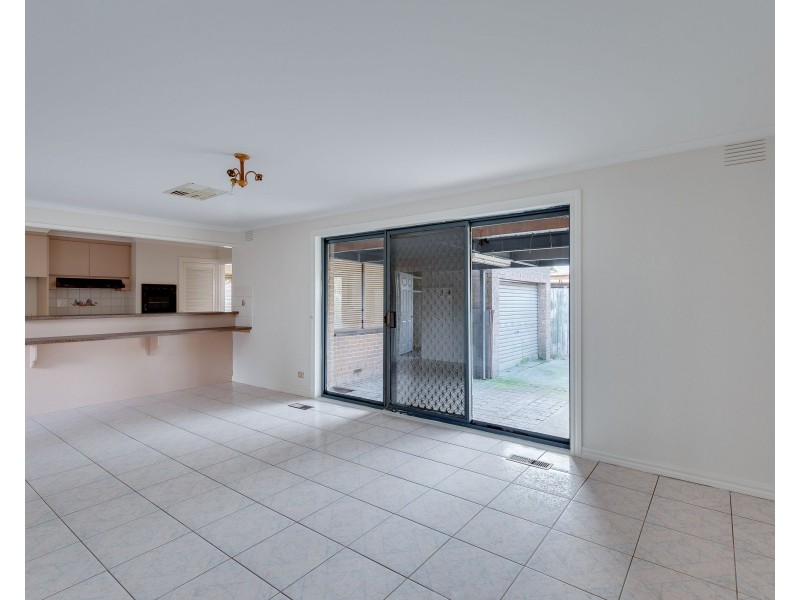 1 Yeadon Court, Epping VIC 3076