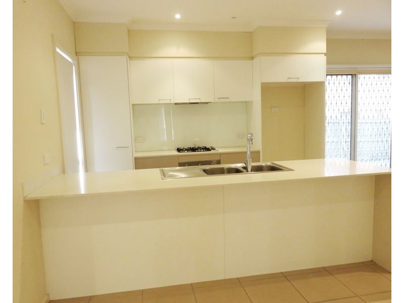 26 Waterlily Drive, Epping VIC 3076