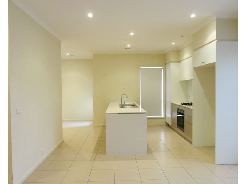 26 Waterlily Drive, Epping VIC 3076