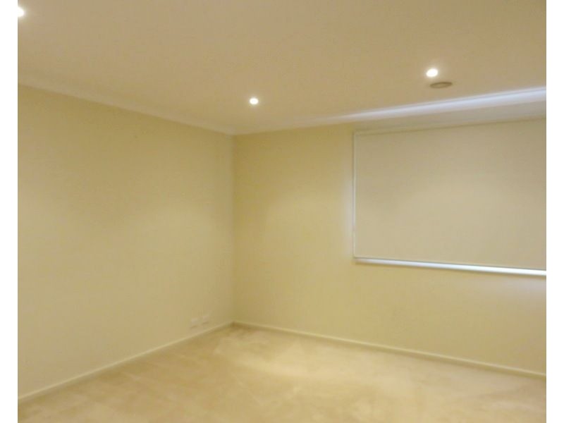 26 Waterlily Drive, Epping VIC 3076