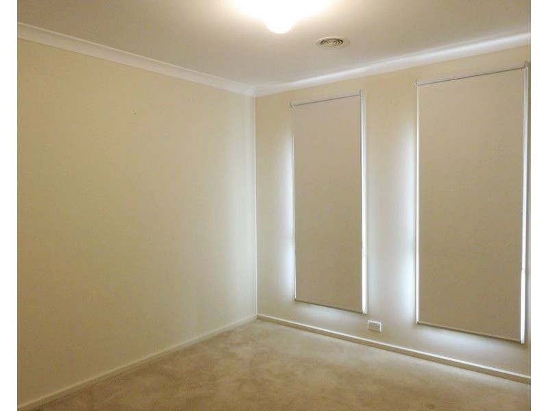 26 Waterlily Drive, Epping VIC 3076