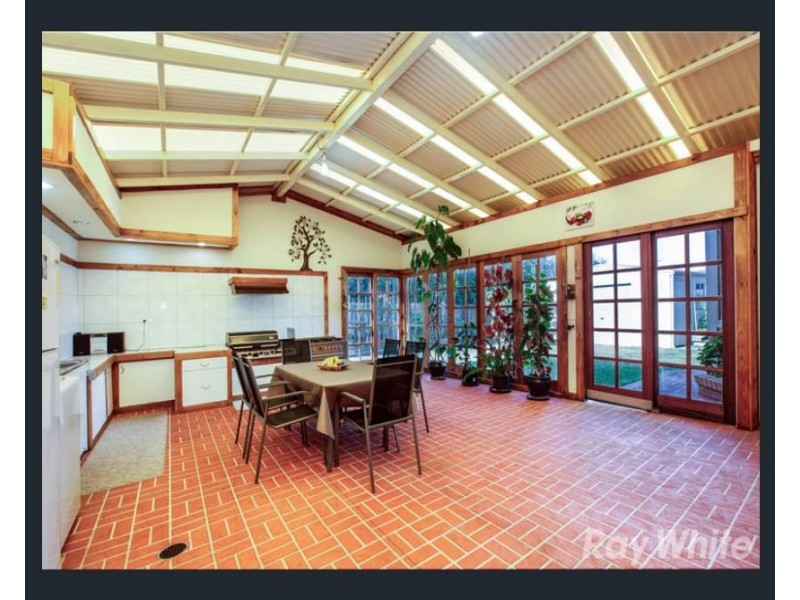 12 Lazar Grove, South Morang VIC 3752