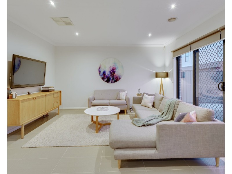 41 Nundroo Crescent, Wollert VIC 3750