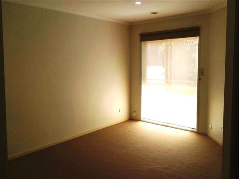 3 Oldfield Place, Epping VIC 3076