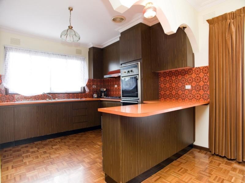 34 Banksia Avenue, Thomastown VIC 3074