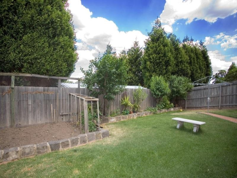 16 Beccia Avenue, Epping VIC 3076