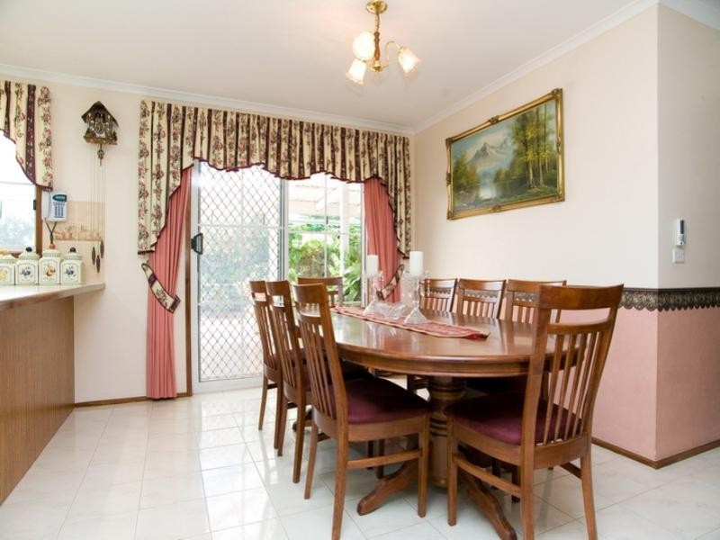 5 Bamboo Court, Mill Park VIC 3082