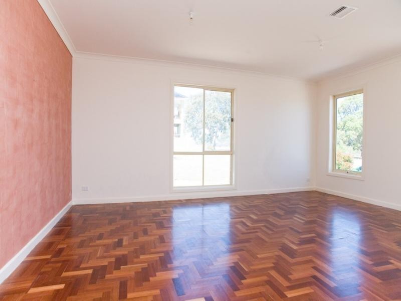 199 The Lakes Boulevard, South Morang VIC 3752