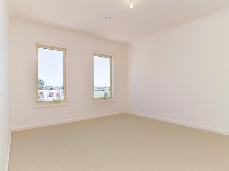 199 The Lakes Boulevard, South Morang VIC 3752