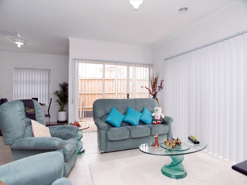 8 Hennessy Street, Epping VIC 3076