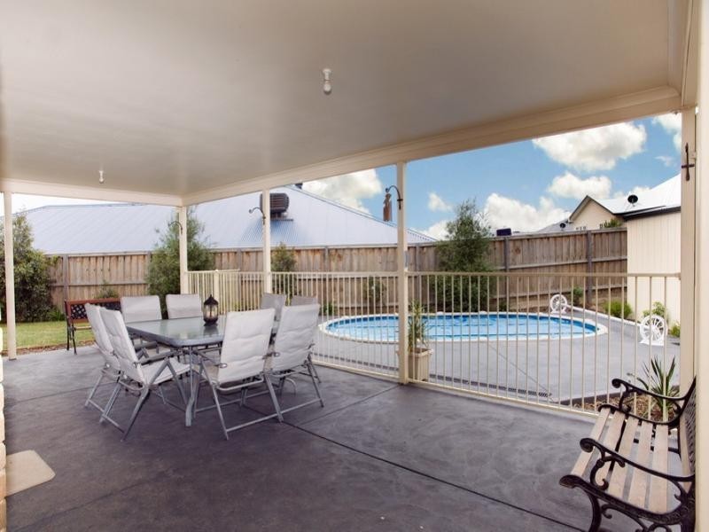 4 Angus Way, Doreen VIC 3754