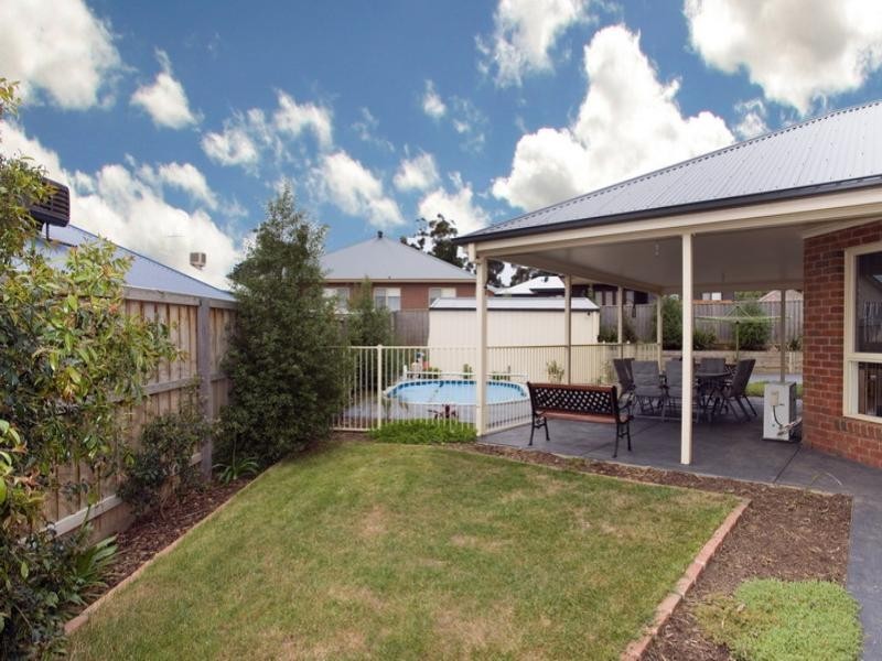 4 Angus Way, Doreen VIC 3754