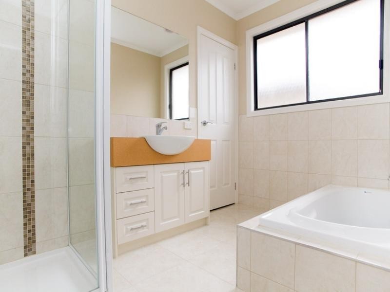 21 Chocolate Lilly, Epping VIC 3076