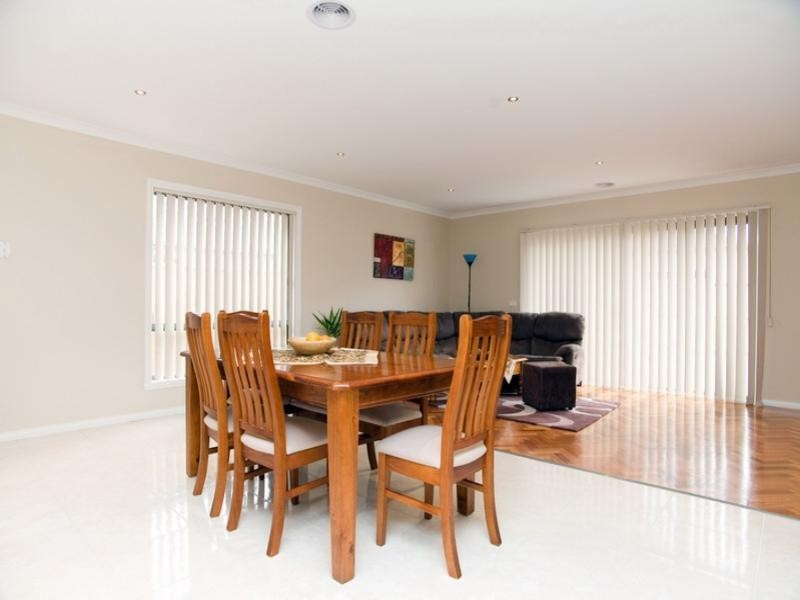 21 Chocolate Lilly, Epping VIC 3076