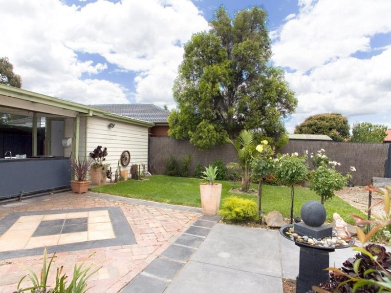 22 Cabot Drive, Epping VIC 3076
