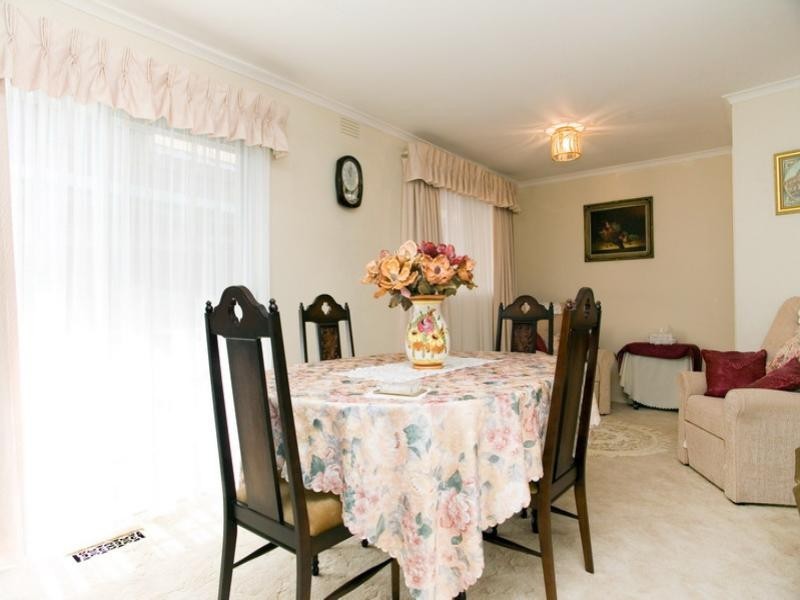 45 Cumberland Crescent, Thomastown VIC 3074