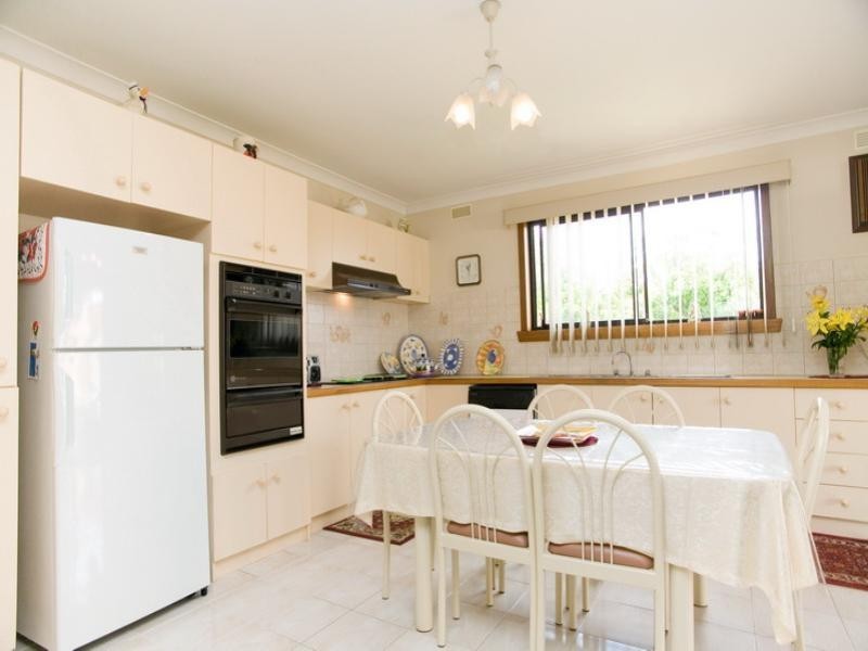 45 Cumberland Crescent, Thomastown VIC 3074