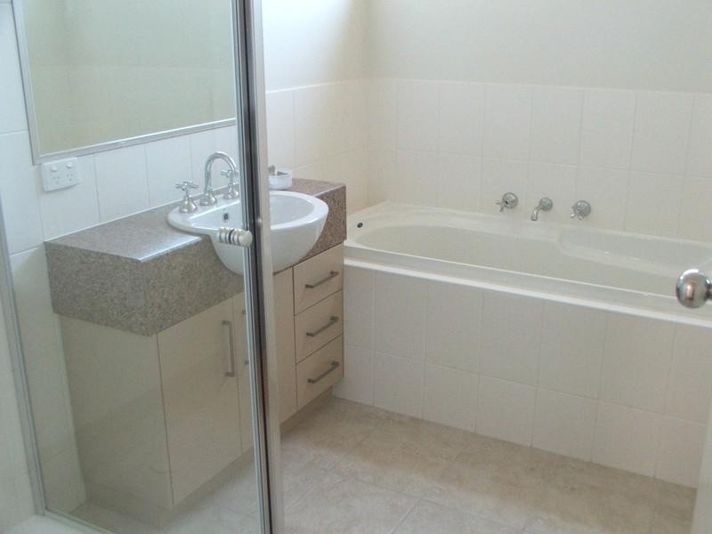 Lot 16114 Mirrabucca Promenade, South Morang VIC 3752