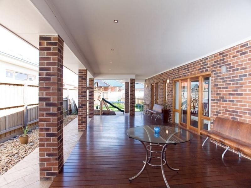 75 Ramblers Way, Doreen VIC 3754
