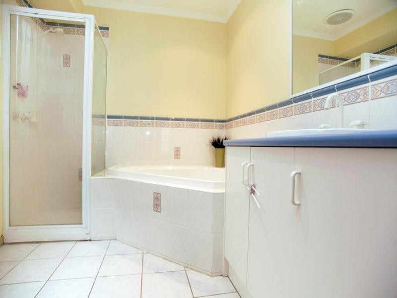 13 Healey Drive, Epping VIC 3076