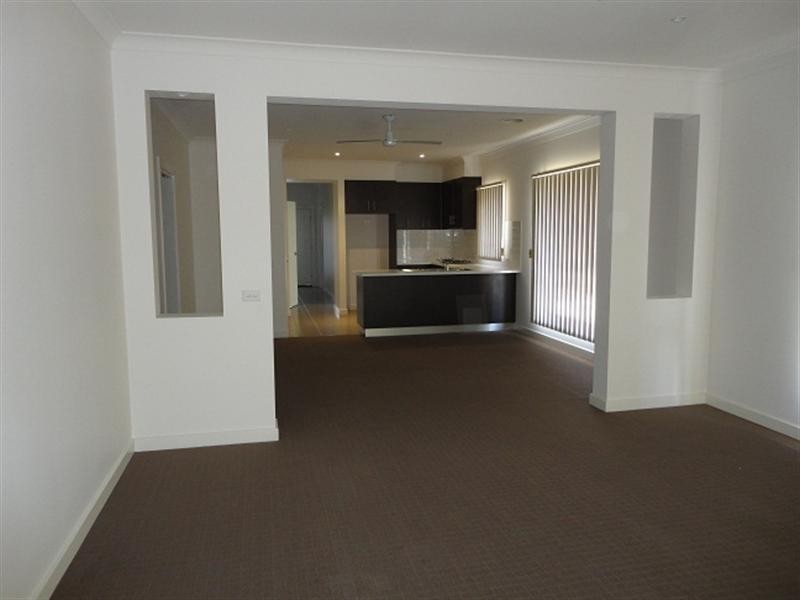 22 Daybreak Street, Epping VIC 3076