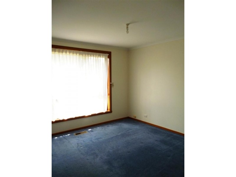 24 Horseshoe Crescent, Epping VIC 3076