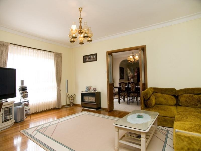 5 Ostia Court, Thomastown VIC 3074