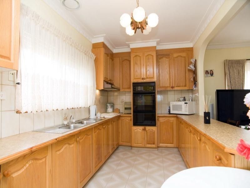 5 Ostia Court, Thomastown VIC 3074