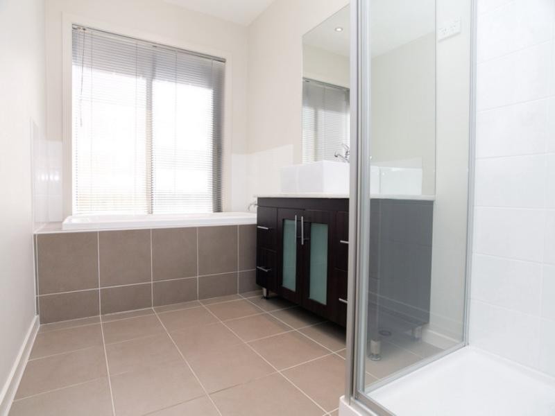 21 McKillop Avenue, Epping VIC 3076