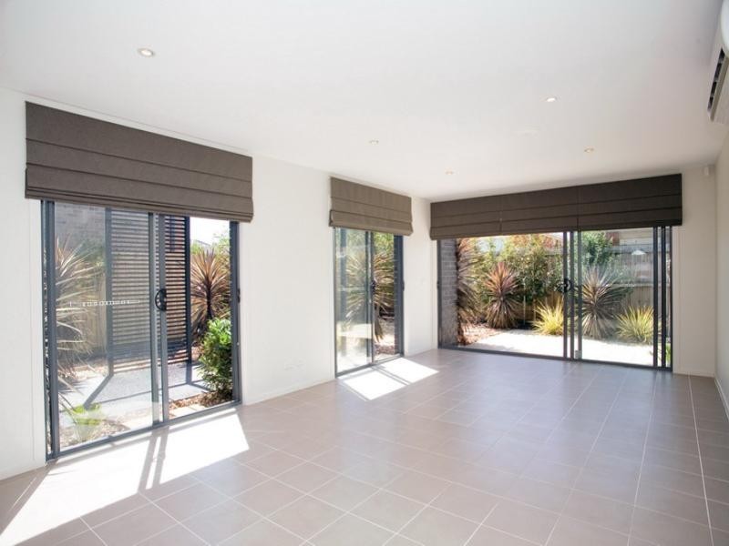 21 McKillop Avenue, Epping VIC 3076