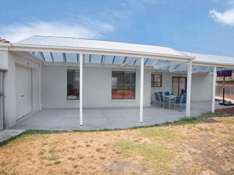 12 Elaine Close, Epping VIC 3076