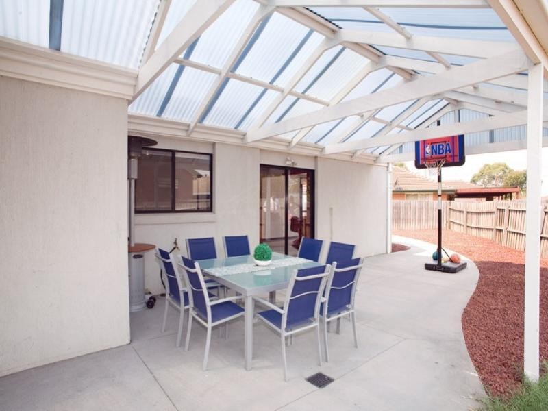 12 Elaine Close, Epping VIC 3076