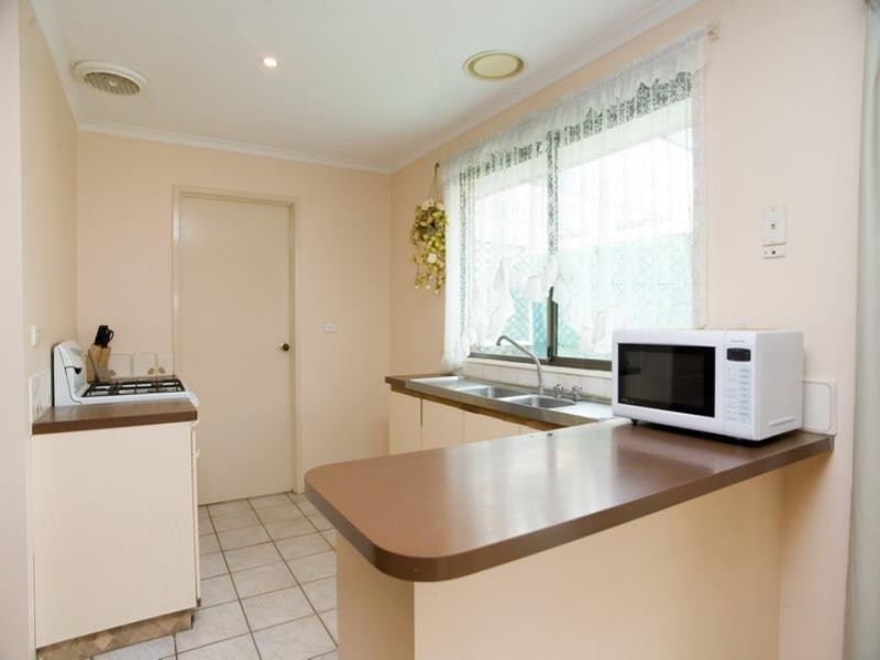 12 Leilani Grove, Thomastown VIC 3074