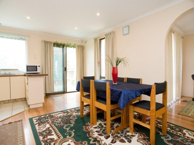 12 Leilani Grove, Thomastown VIC 3074