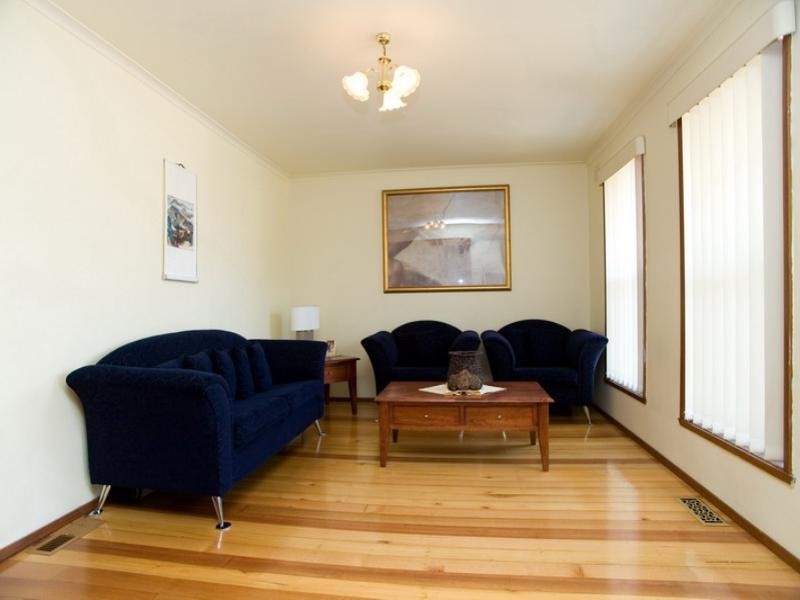 10 Natalie Court, Thomastown VIC 3074