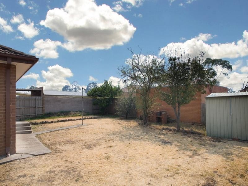 10 Natalie Court, Thomastown VIC 3074