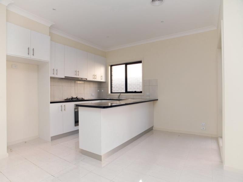 14 Creeds Farm Lane, Epping VIC 3076