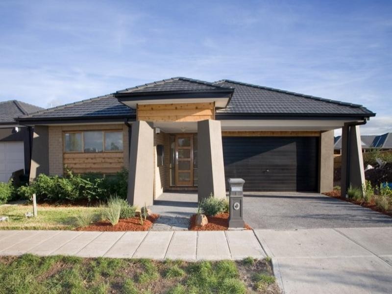 8 Creeds Farm Lane, Epping VIC 3076