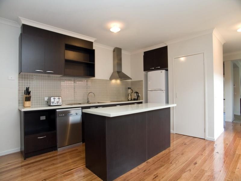 8 Creeds Farm Lane, Epping VIC 3076