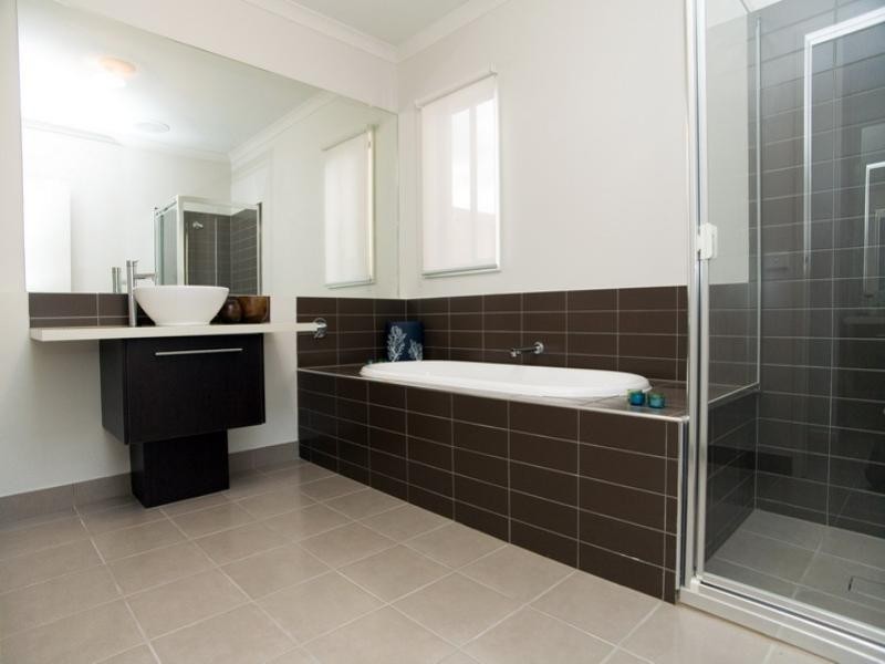 8 Creeds Farm Lane, Epping VIC 3076