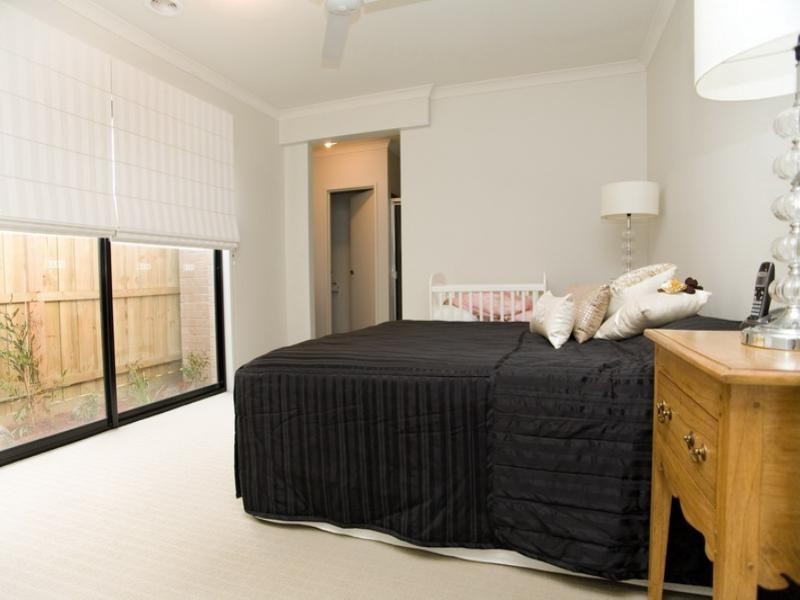 8 Creeds Farm Lane, Epping VIC 3076