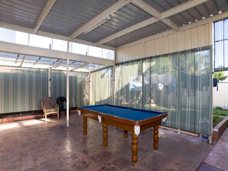 16 Carrington Boulevard, Thomastown VIC 3074