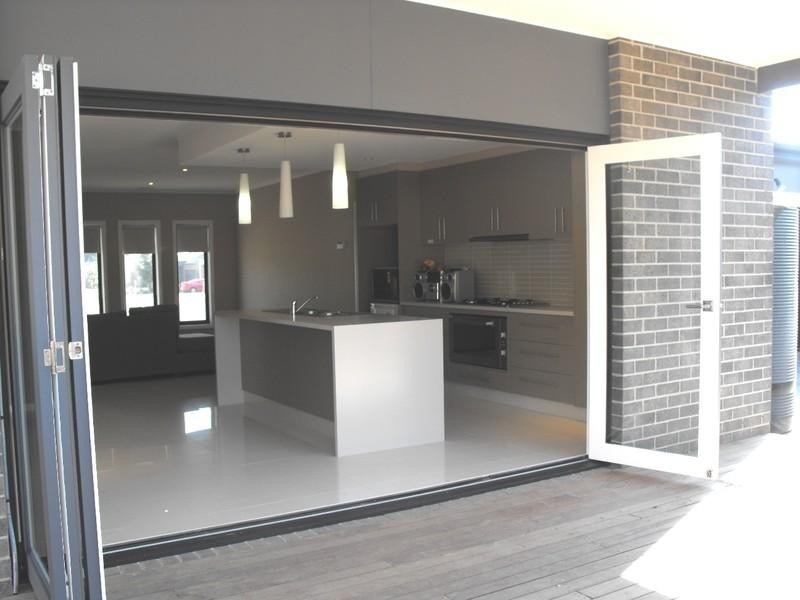 6 Embling Avenue, South Morang VIC 3752