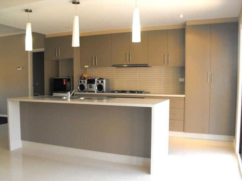 6 Embling Avenue, South Morang VIC 3752