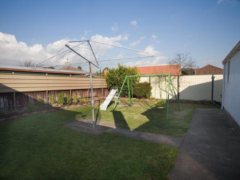 41 Regal Avenue, Thomastown VIC 3074