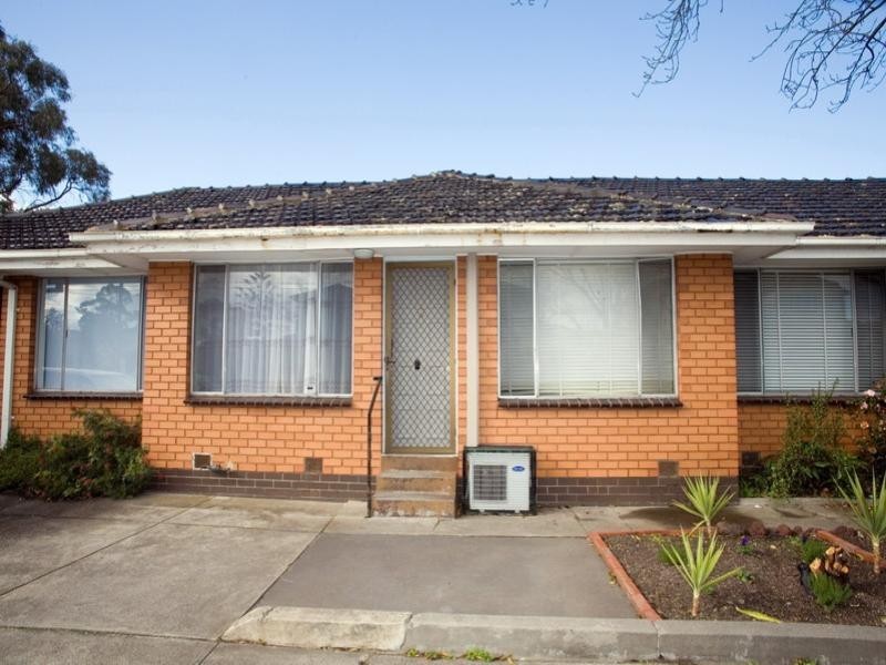 2/13 Crookston Road, Reservoir VIC 3073